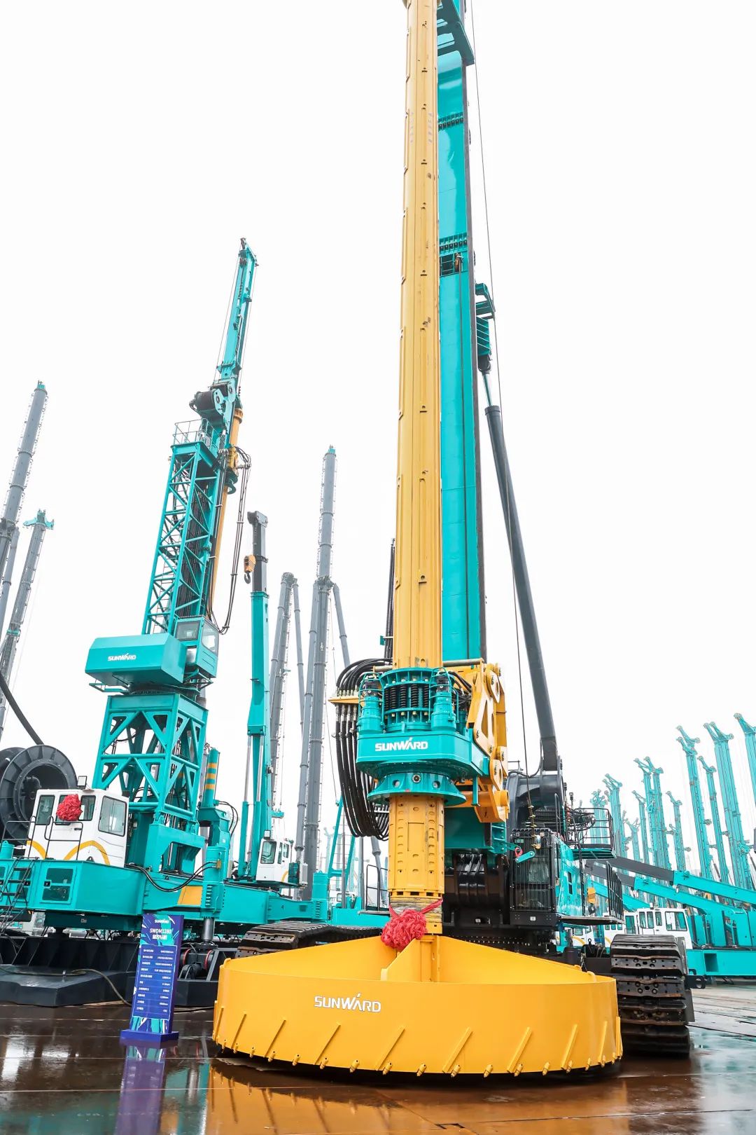 多款产品问鼎世界之最!k1体育
地下工程装备全球发布会成功举行