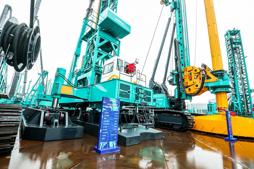 多款产品问鼎世界之最!k1体育
地下工程装备全球发布会成功举行