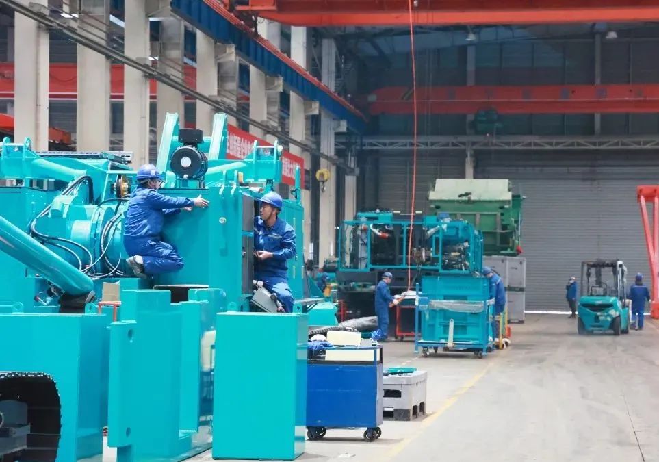 向着冲刺目标全力以赴！k1体育
正式开工