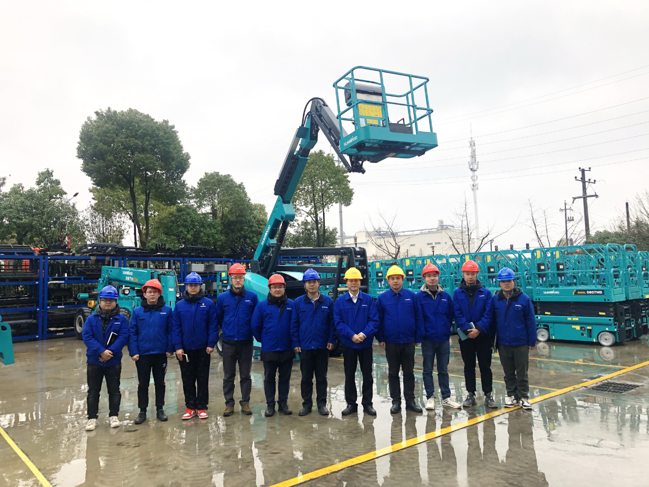 勇闯蓝海！k1体育
两款臂式高空作业平台正式“出道”