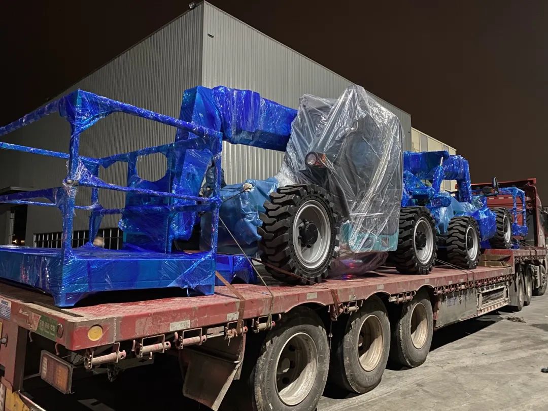 伸缩臂叉装车发往塞尔维亚！k1体育
持续助力“一带一路”建设