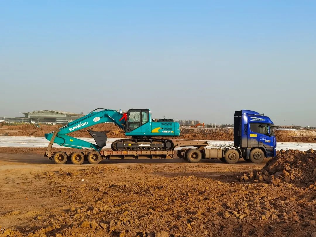 冲、冲、冲!带您感受k1体育
挖掘机火热交机时刻