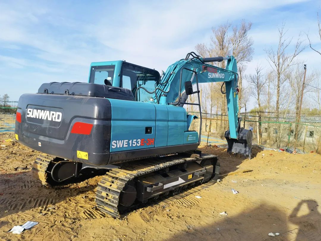 冲、冲、冲!带您感受k1体育
挖掘机火热交机时刻