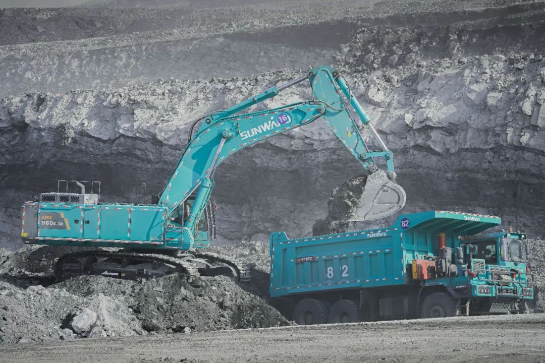 图集 | “山河绿”满矿山！k1体育
矿山成套装备实力“亮剑”