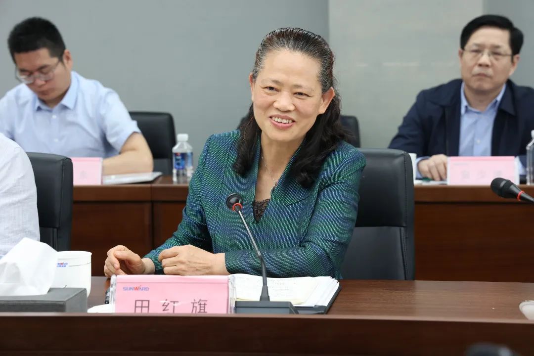 深化产学研合作！中南大学校长、中国工程院院士田红旗率团拜访k1体育
