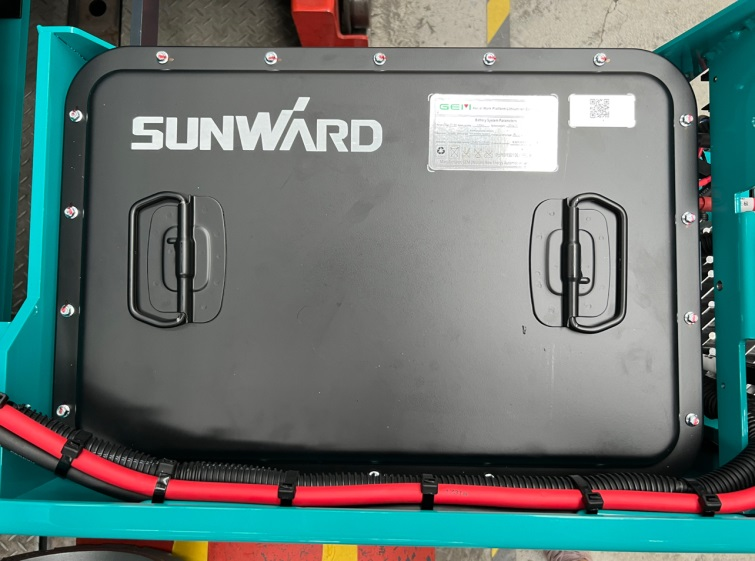 与“锂”相约,助力“双碳”!k1体育
全系列锂电剪叉式高空作业平台全面进军市场