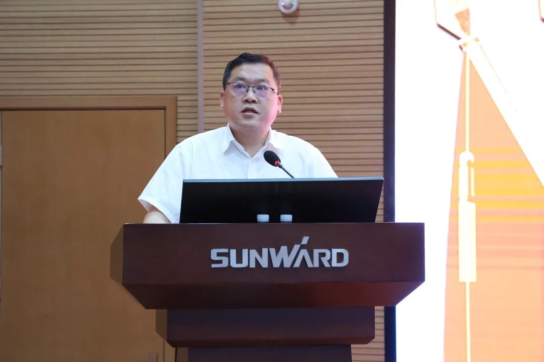 为建功建企建家一体化贡献更大力量!k1体育
第五届五次“双代会”成功召开