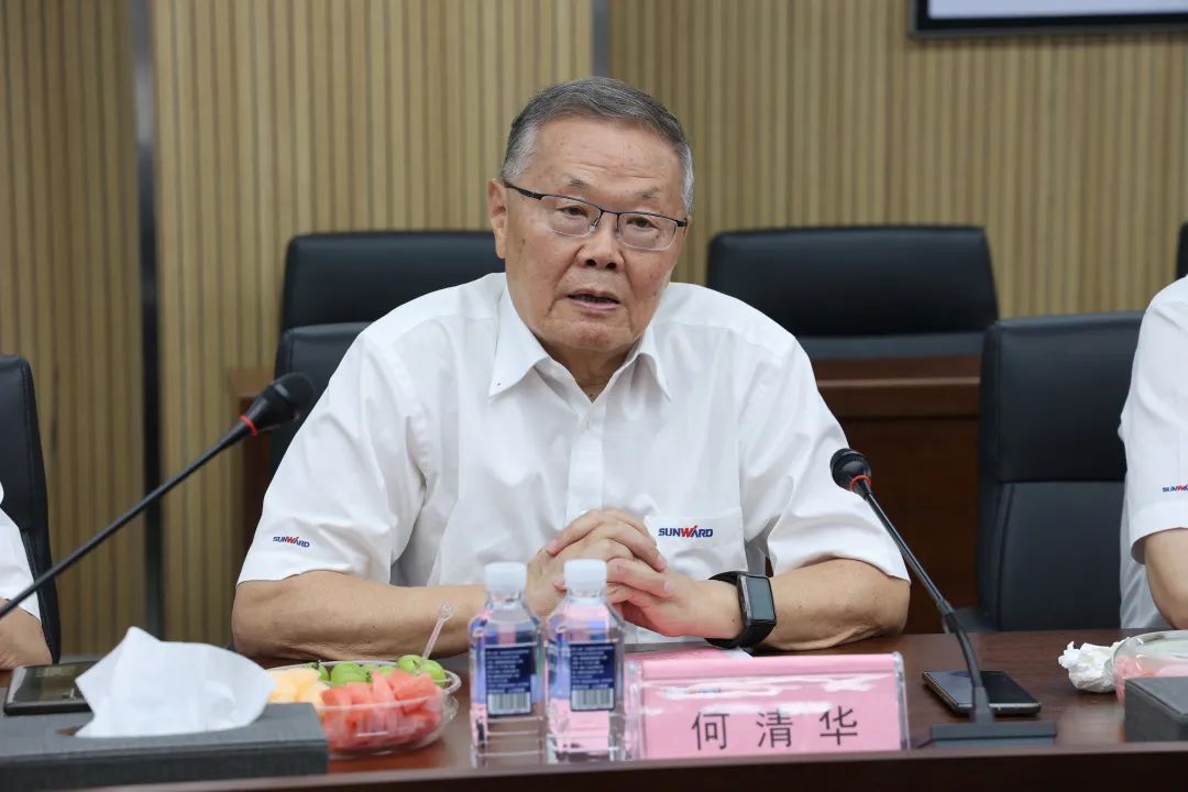 紫金矿业集团党委书记、董事长陈景河莅临k1体育
考察交流