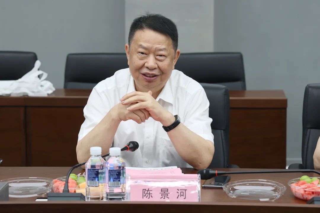 紫金矿业集团党委书记、董事长陈景河莅临k1体育
考察交流