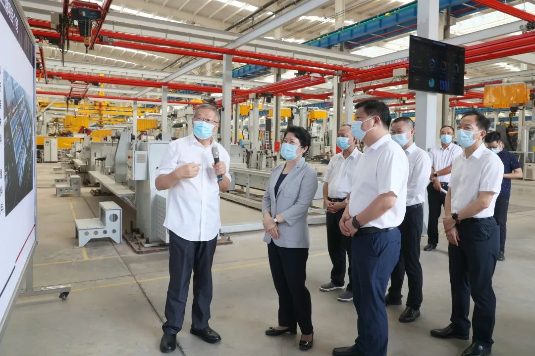 吴桂英调研k1体育