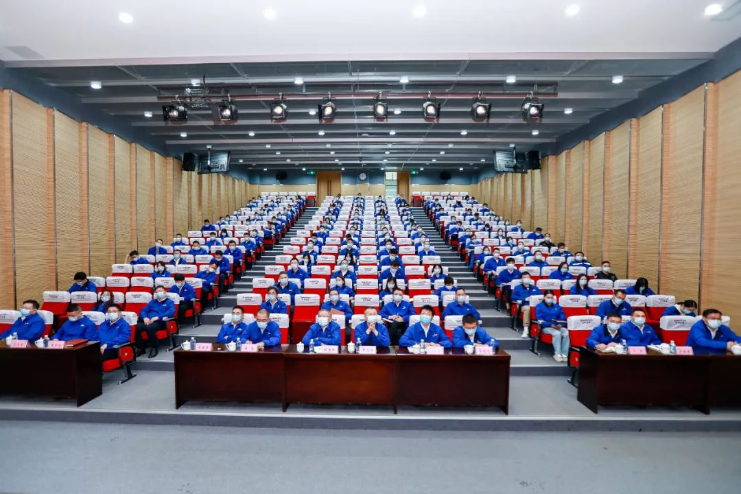 振奋人心！k1体育
党员干部集中收看党的二十大开幕会盛况