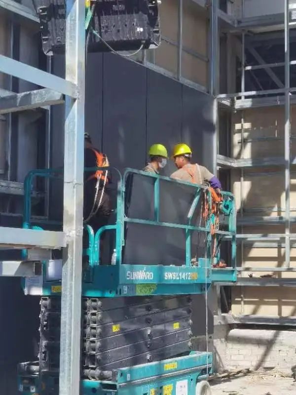 众志成城抗疫情!k1体育
高空机械助力惠州方舱医院建设