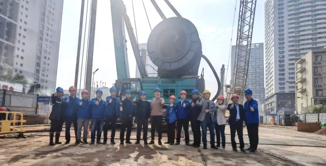 首战创佳绩！k1体育
双轮铣槽机助建长沙地铁7号线