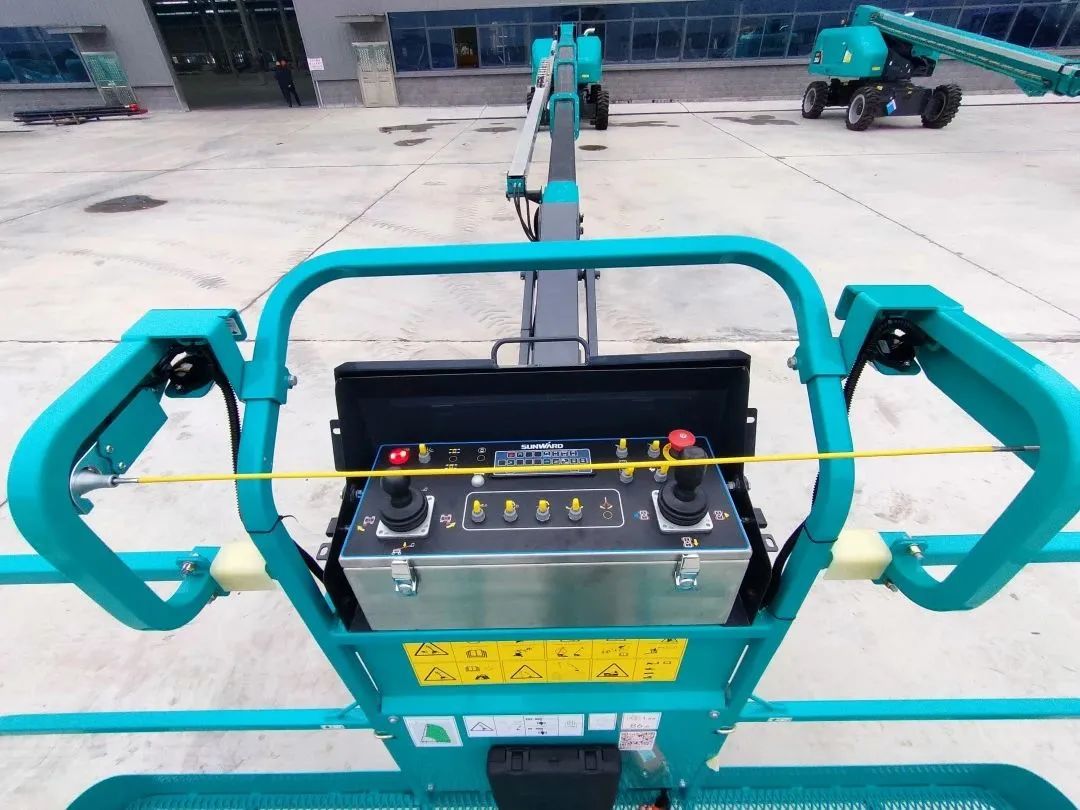 无需扩桥！k1体育
国四款32米直臂式高空作业平台成功下线