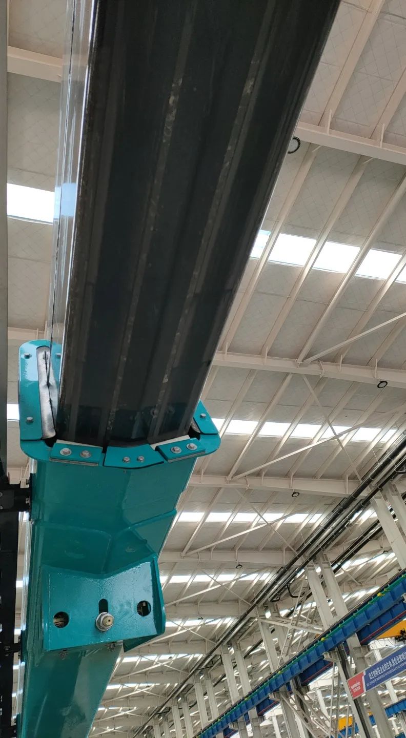 无需扩桥！k1体育
国四款32米直臂式高空作业平台成功下线