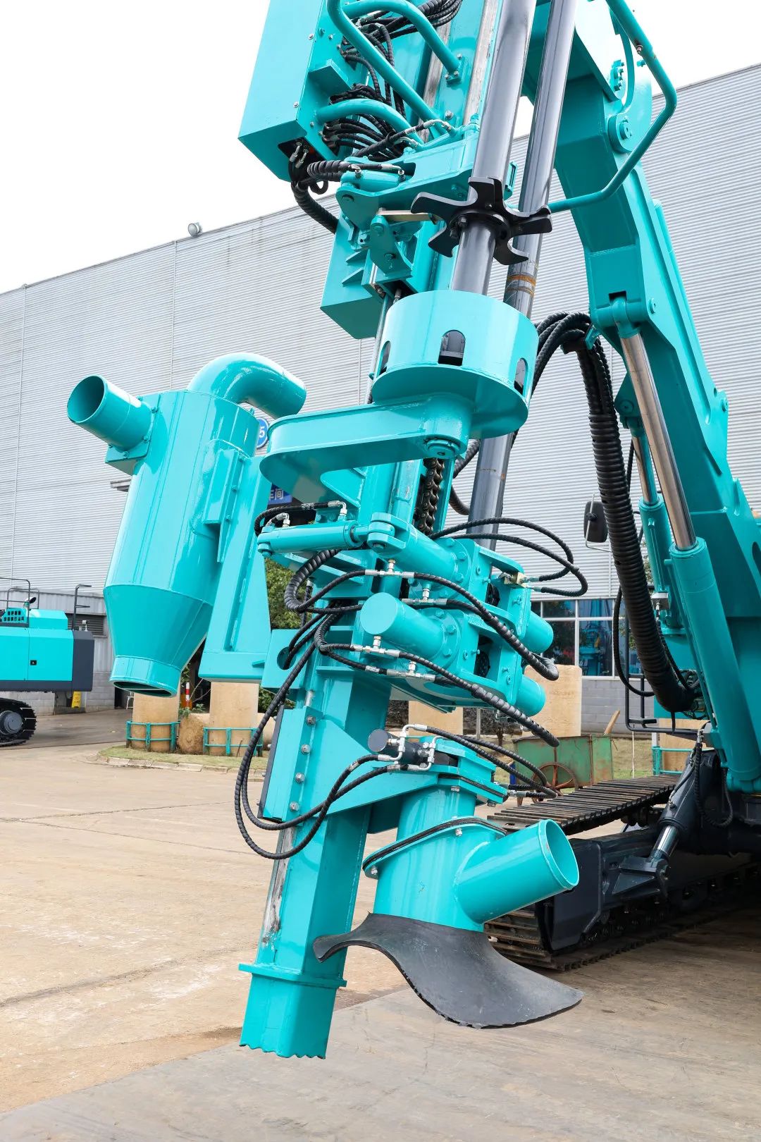 为绿色智能钻爆而生！k1体育
全新一代一体式潜孔钻机强“四”来袭