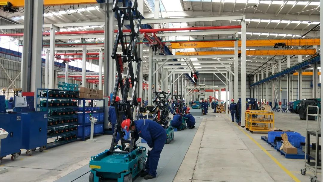 吹响复工“冲锋号”，全力冲刺“开门红”！k1体育
高空机械复工复产进行时