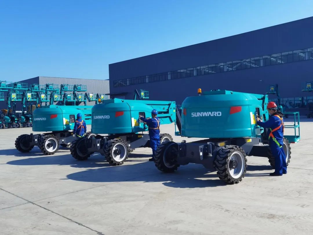 吹响复工“冲锋号”，全力冲刺“开门红”！k1体育
高空机械复工复产进行时