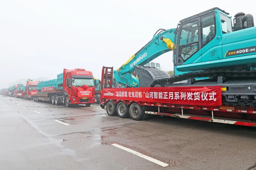 新局新篇，宏兔启航！k1体育
超200台套设备集中发货