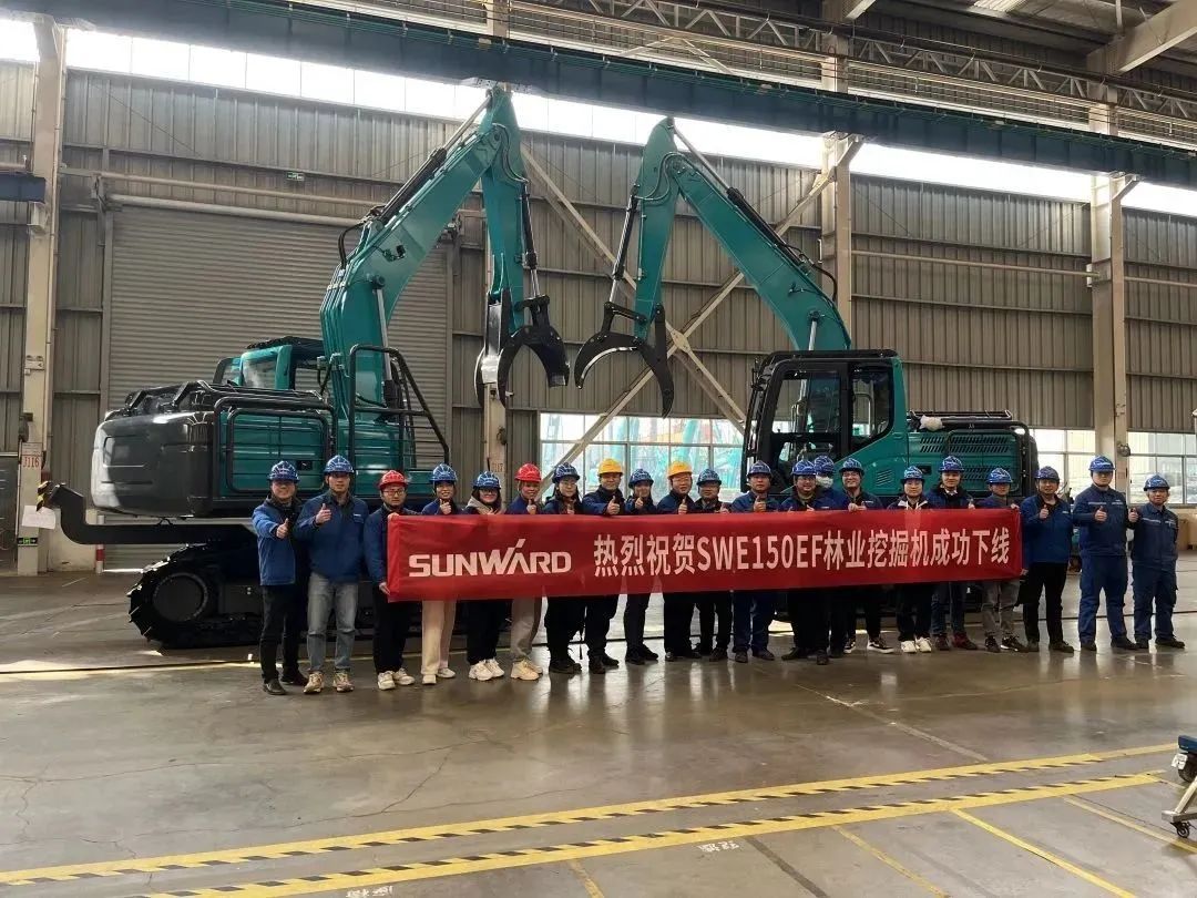翻山越岭，称霸“武林”！k1体育
首款中型林业挖掘机成功下线