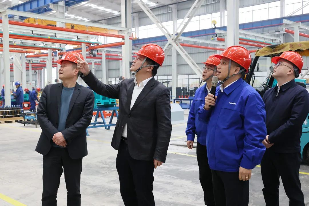 付旭明慰问k1体育
市三八红旗手并督导安全生产工作