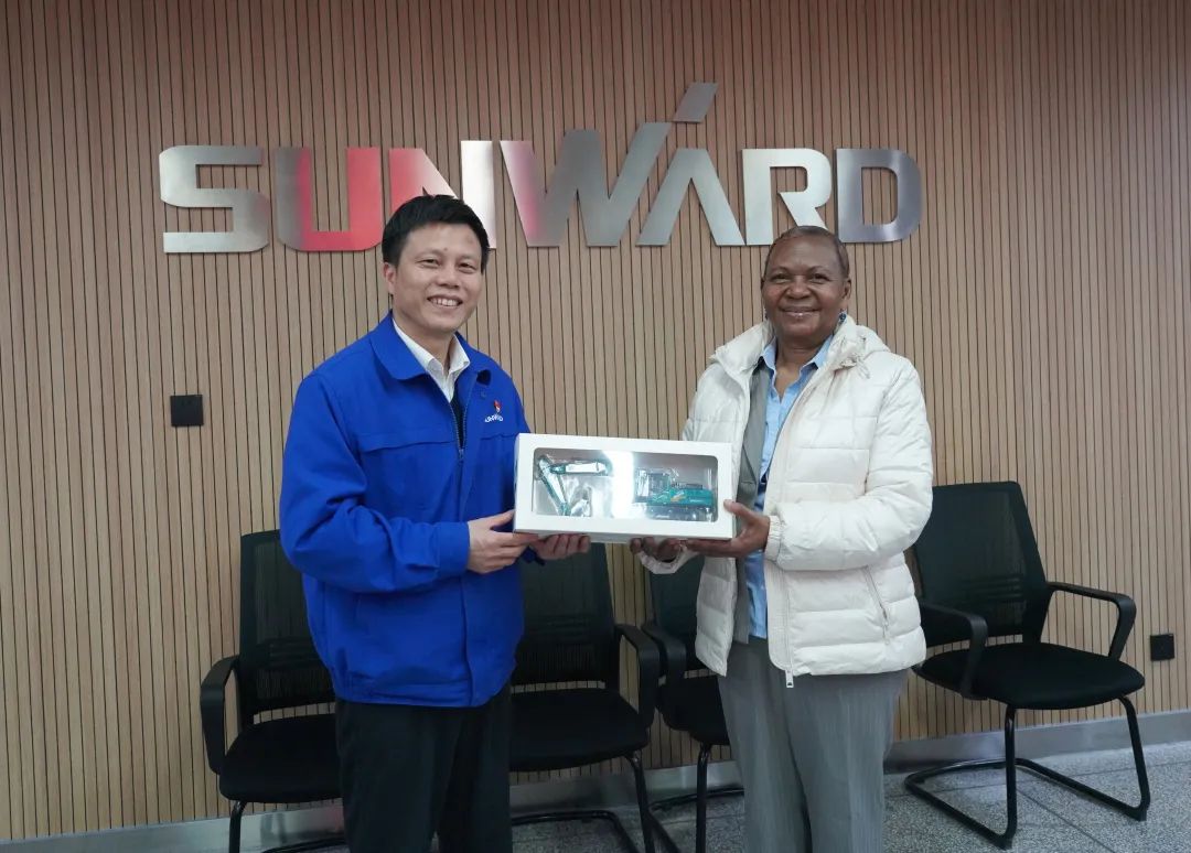 乌干达驻华大使到访k1体育