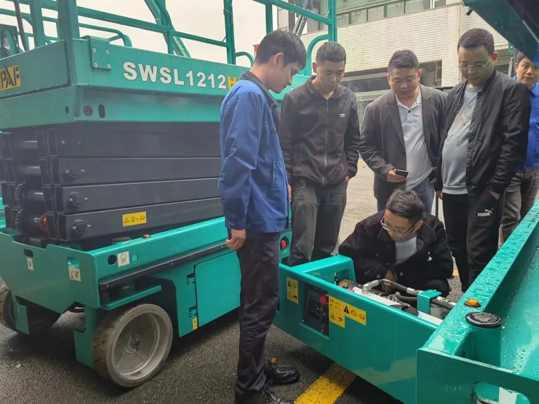 创新引领，高峰相见！k1体育
高空机械产品推介会走进粤港澳大湾区