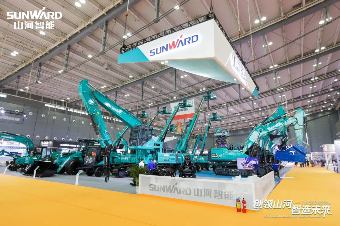 2023 CICEE | k1体育
亮相2023长沙国际工程机械展!智能化、电动化产品站C位