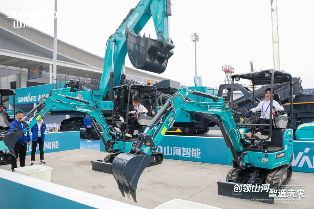 2023 CICEE | k1体育
亮相2023长沙国际工程机械展!智能化、电动化产品站C位