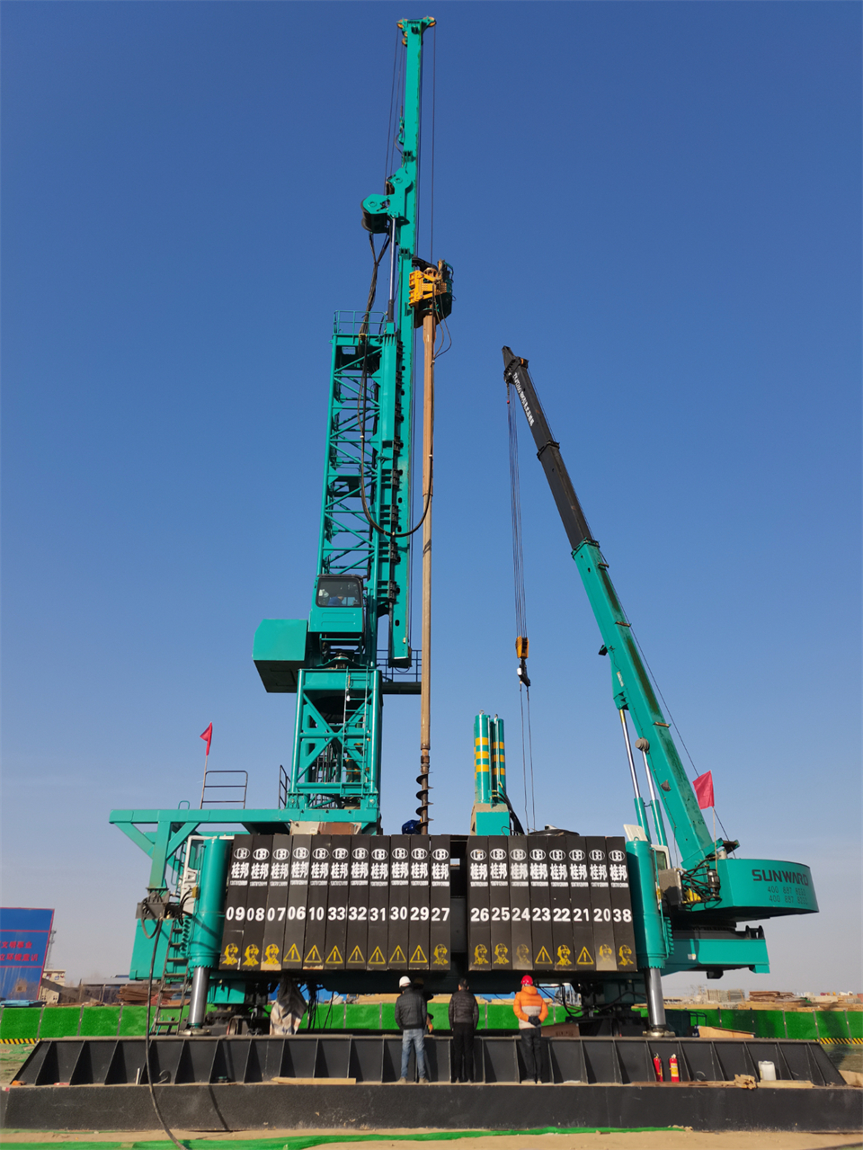 两项单冠,行业唯一!k1体育
两款桩工产品同获制造业单项冠军