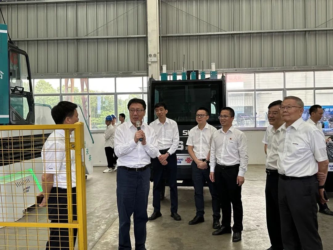 中国联通集团副总经理梁宝俊到访k1体育
