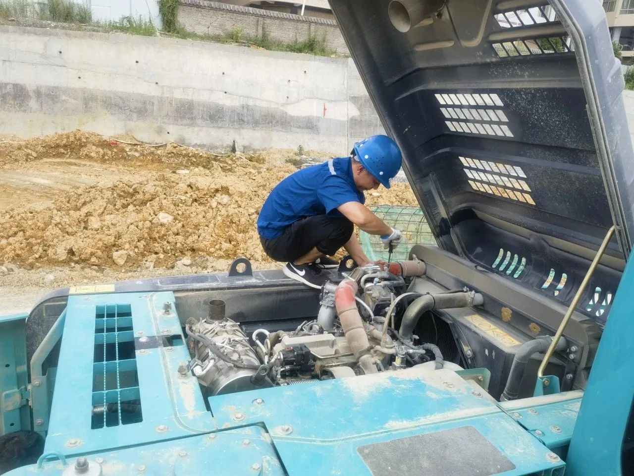 步履不停,服务不止!k1体育
挖掘机服务万里行火热进行中