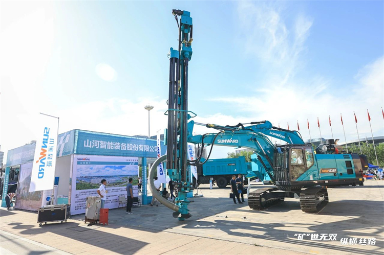 “矿”世无双,纵横丝路!k1体育
亮相第十三届新疆国际矿业与装备博览会