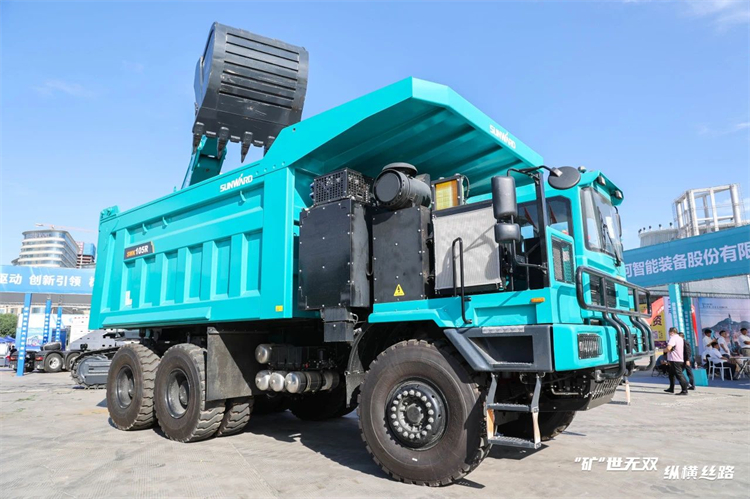 “矿”世无双,纵横丝路!k1体育
亮相第十三届新疆国际矿业与装备博览会