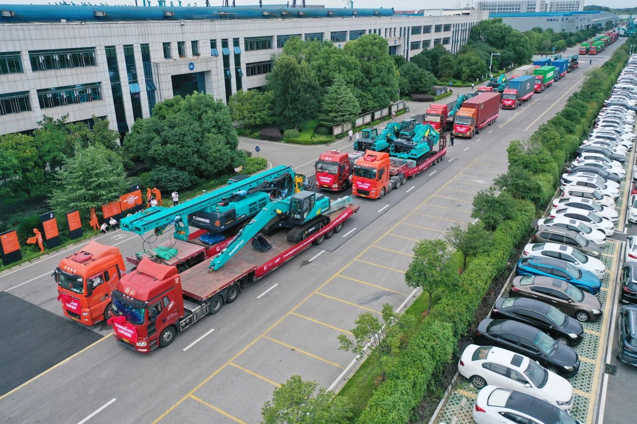 持续进军国际市场！k1体育
近百台设备集中发货