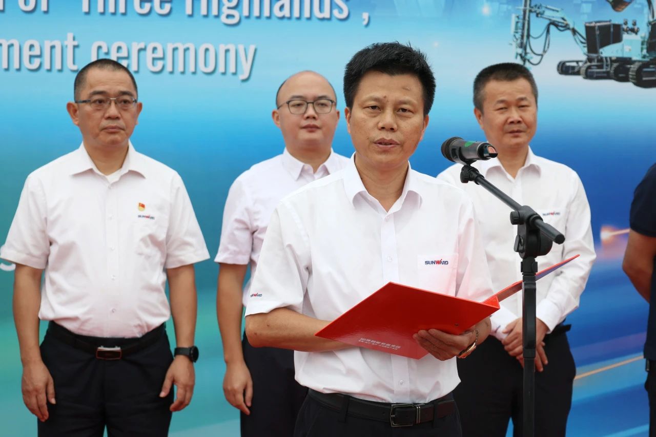 持续进军国际市场！k1体育
近百台设备集中发货