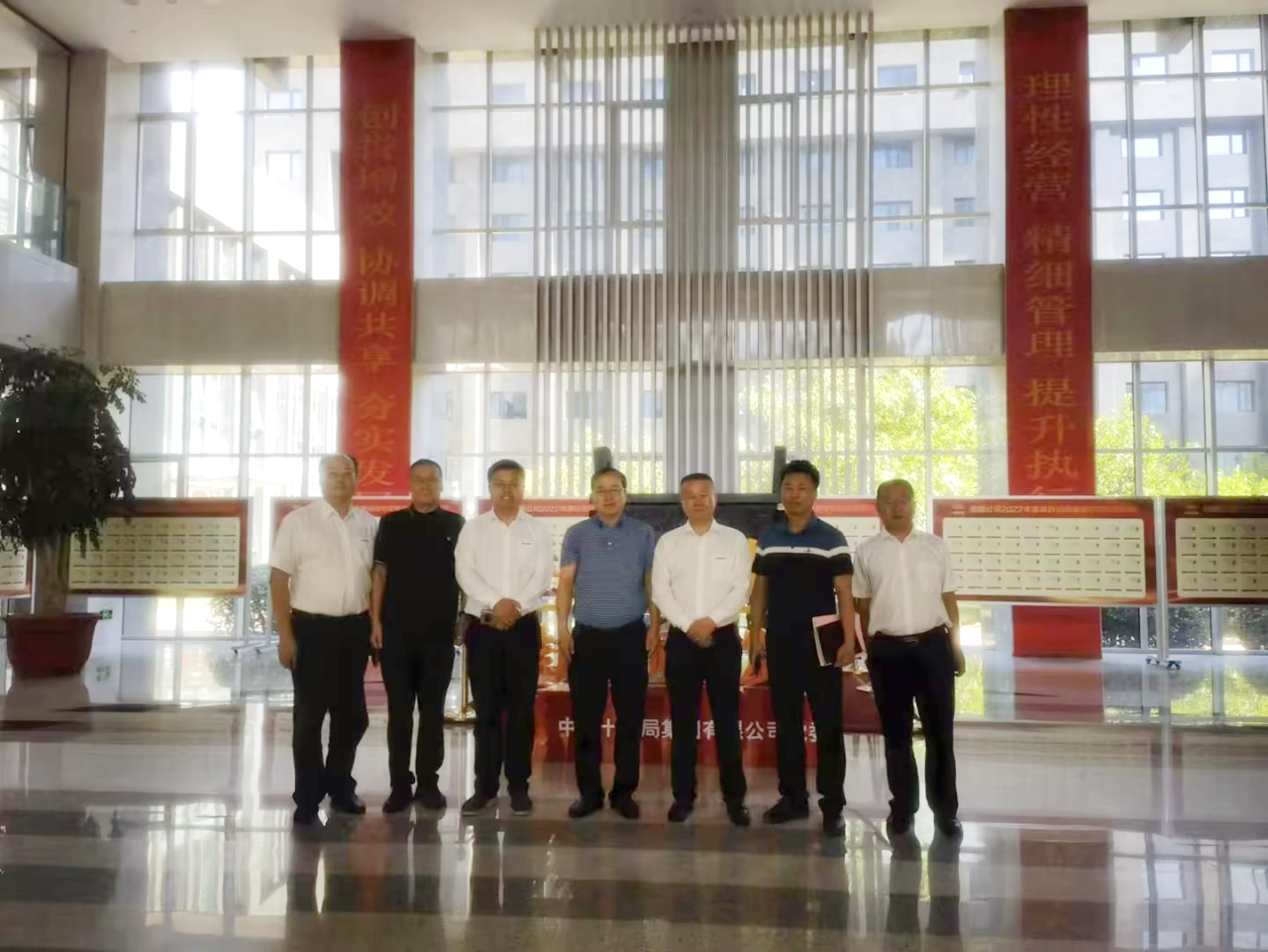 合作共赢!k1体育
总经理夏志宏带队赴中铁十九局拜访交流