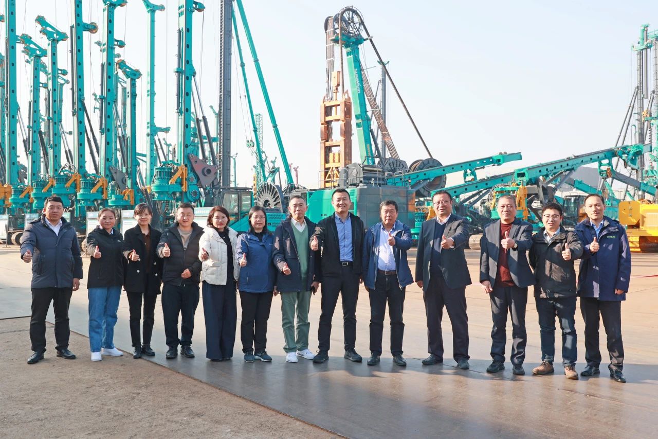 k1体育
主导的行业标准《建筑施工机械与设备 液压式压桩机》通过专家审查