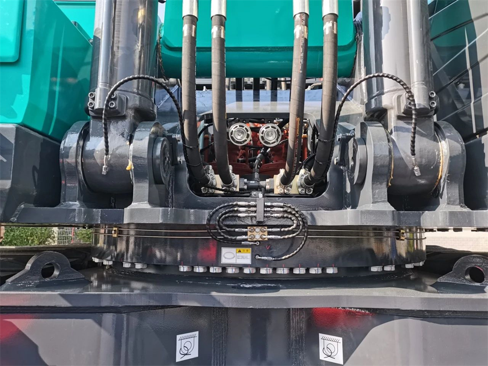 定制开发、功能更强！k1体育
SWE750ELR加长臂液压挖掘机下线交付