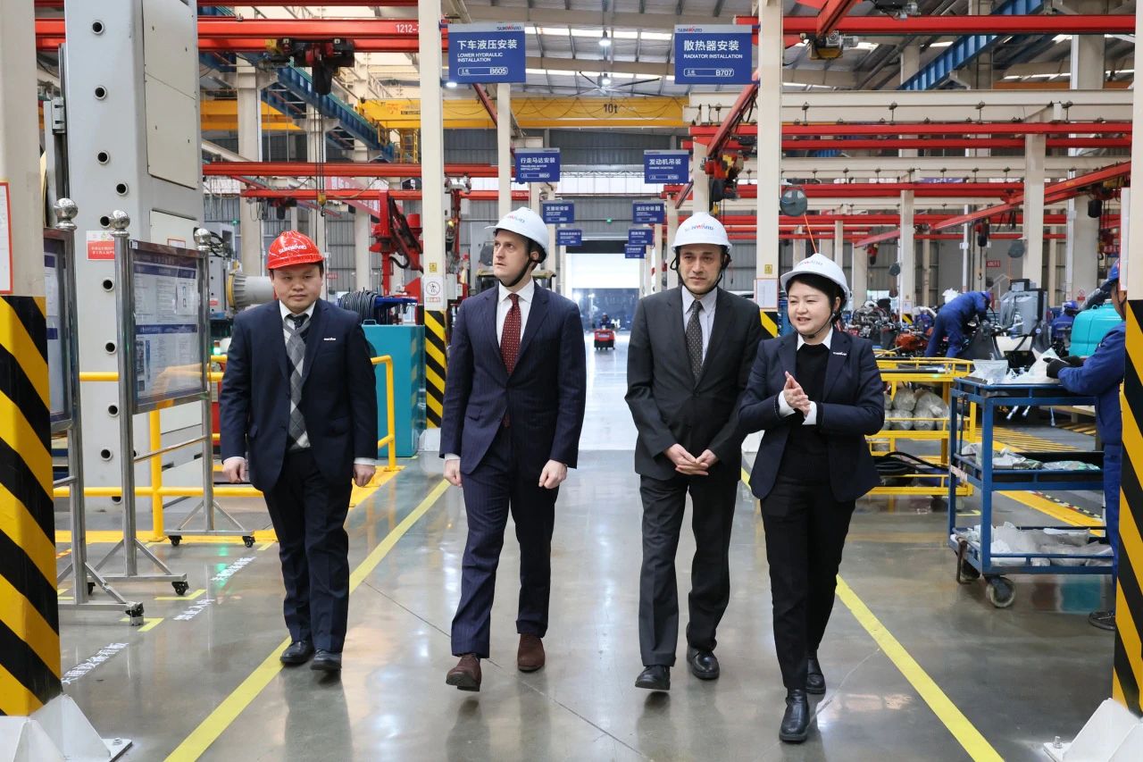 加拿大驻广州总领事贝加德到访k1体育