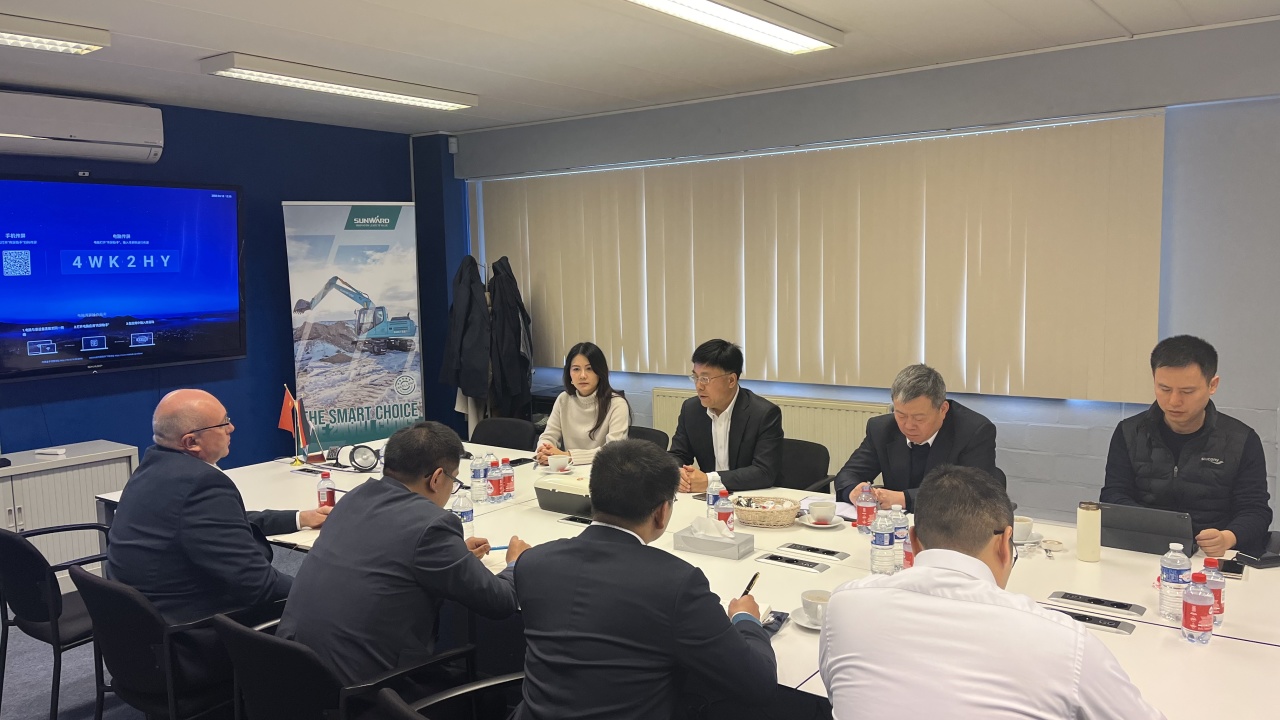 广州工控党委书记、董事长景广军率队赴k1体育
欧洲子公司考察