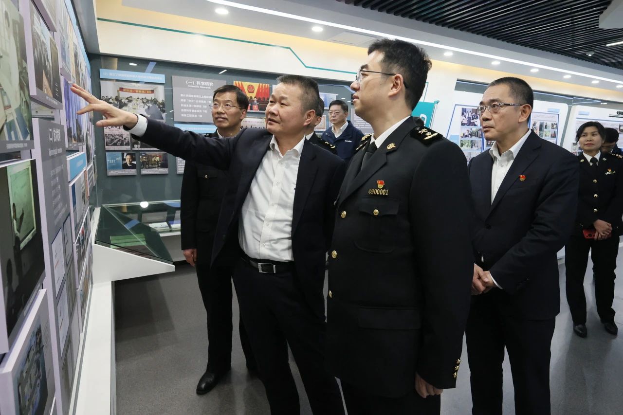 长沙海关党委书记、关长沈大为调研k1体育