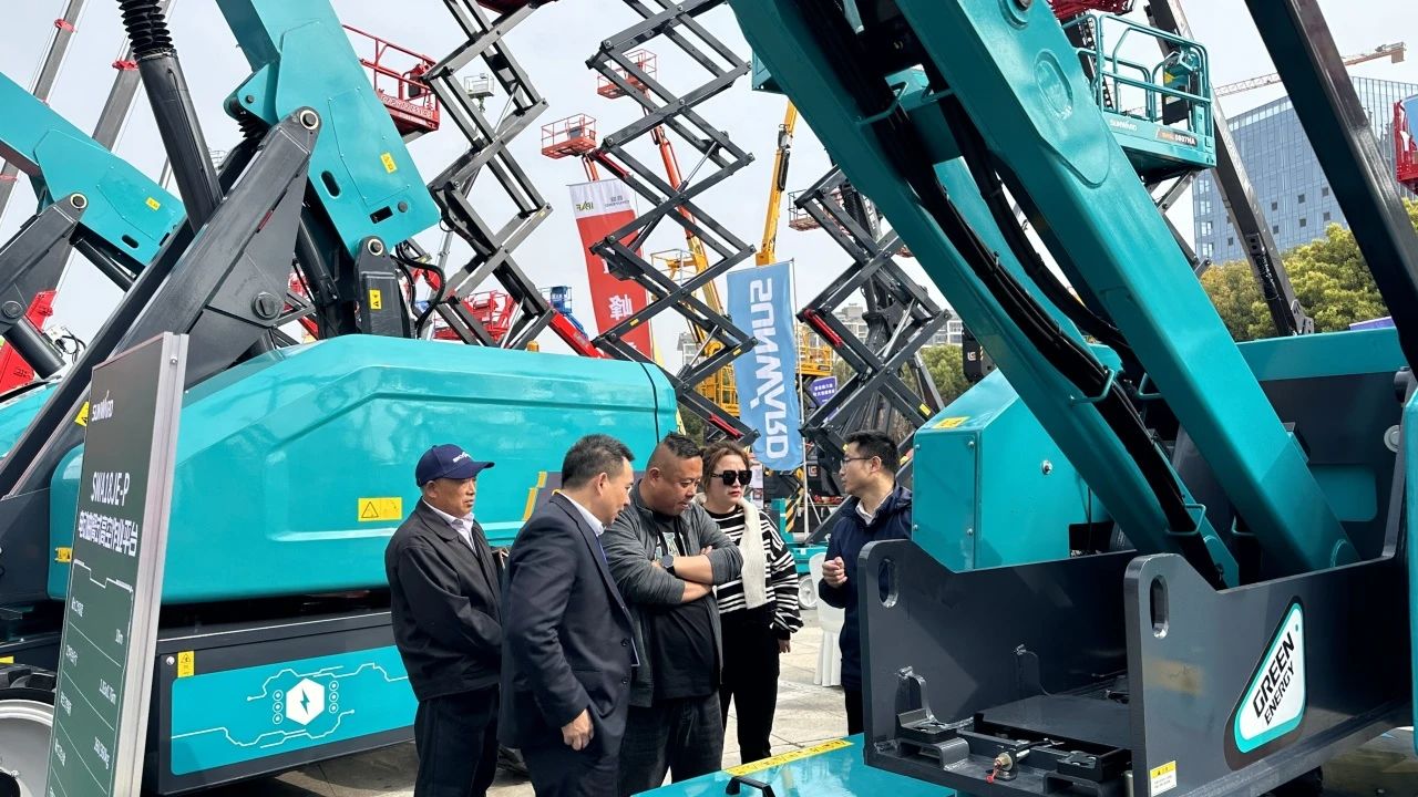 “爆品”来袭,签单不断! k1体育
盛装亮相第八届全国高空作业平台租赁大会