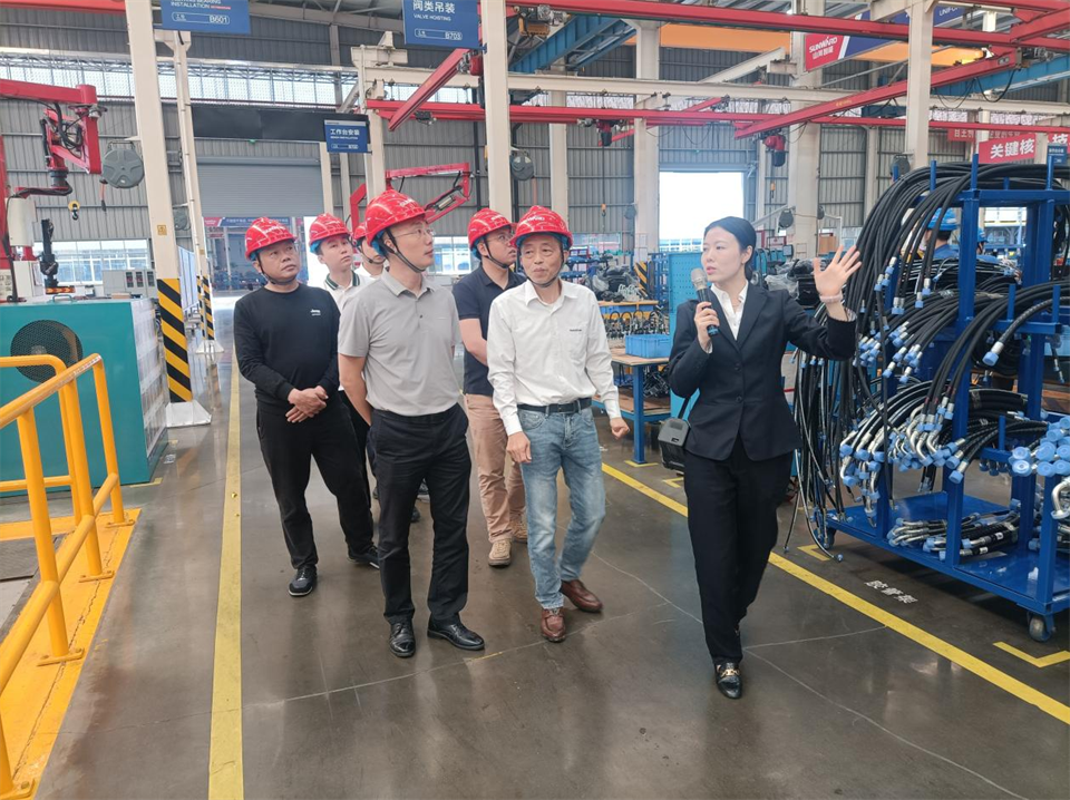 国家油气田井控应急救援川庆队庞平一行调研k1体育

