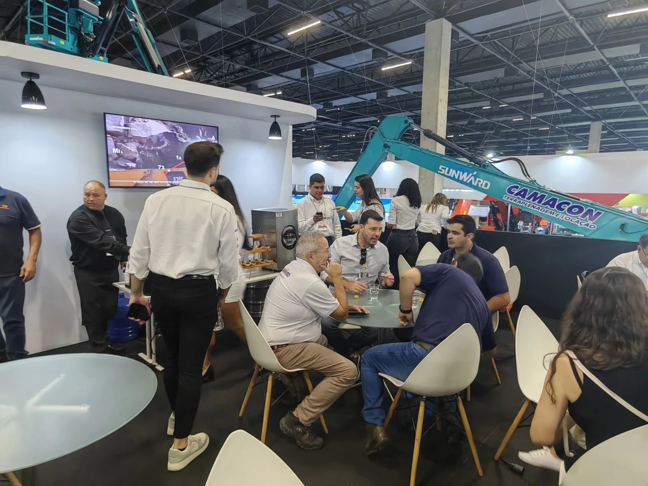 展出设备销售一空!k1体育
亮相2024巴西矿业展览会!