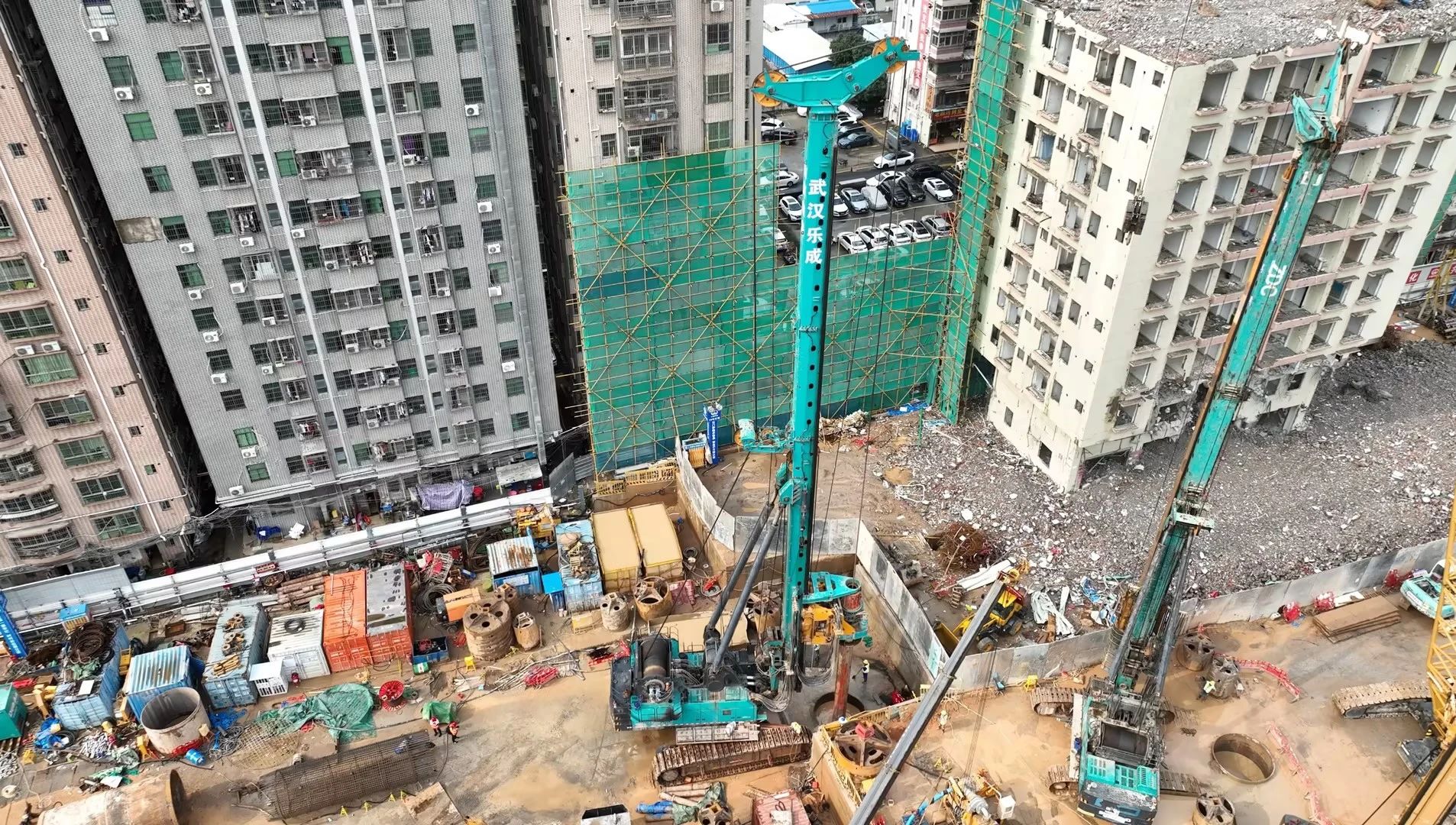 性能突出,超强助力!k1体育
旋挖钻机助力深圳地铁五和站施工