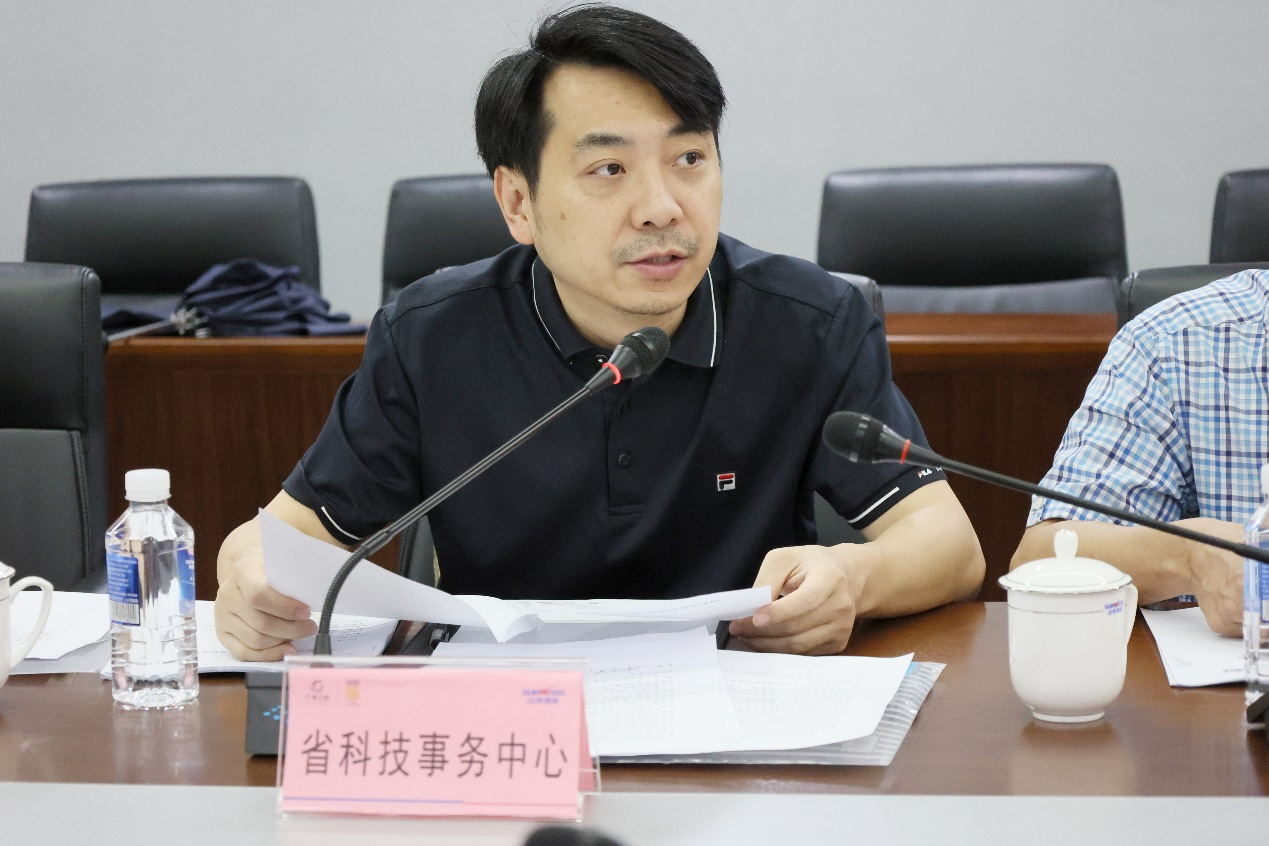 k1体育
“超大型油气管道绿色成套施工装备”项目顺利通过验收!