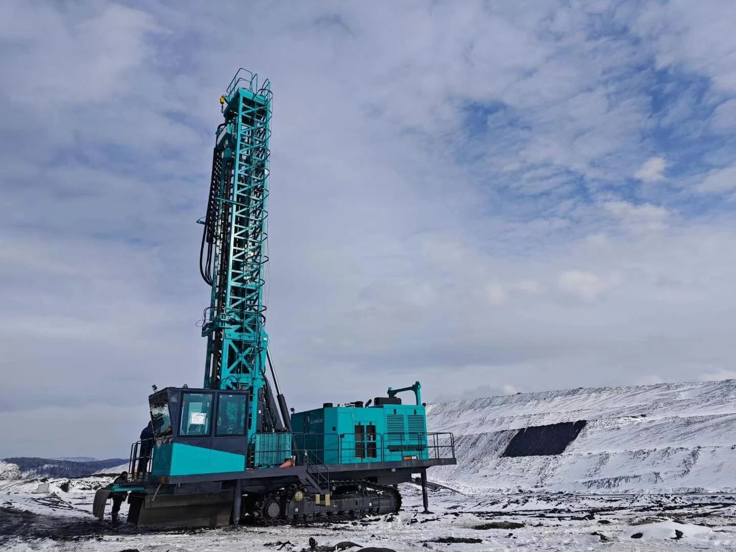 月钻进42888米，k1体育
牙轮钻机施工效率再创新高