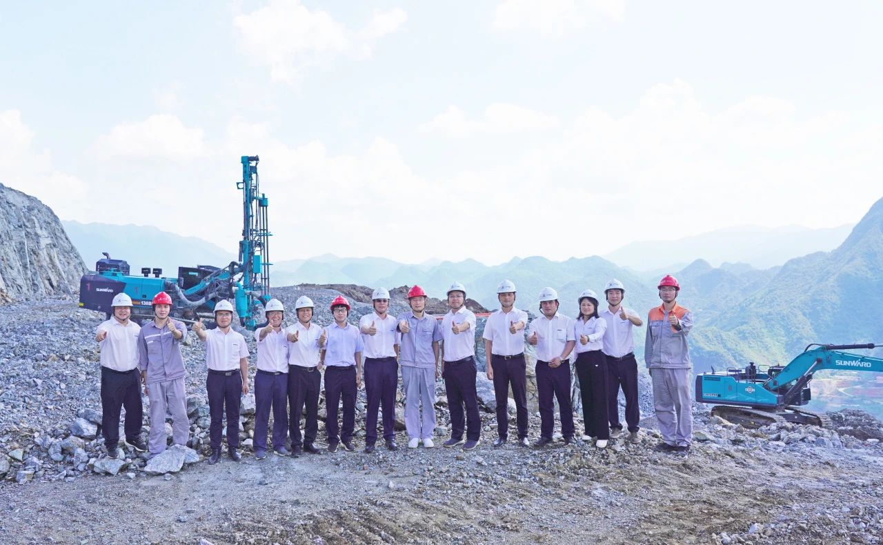 合作共赢，智胜未来！k1体育
拜访湖南柿竹园有色金属有限责任公司