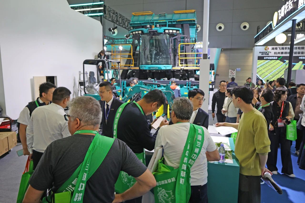 聚焦智能化、无人化!k1体育
携多款产品亮相2024中国国际农业机械展